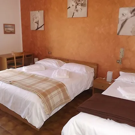 B&B Miramonti Bed & Breakfast